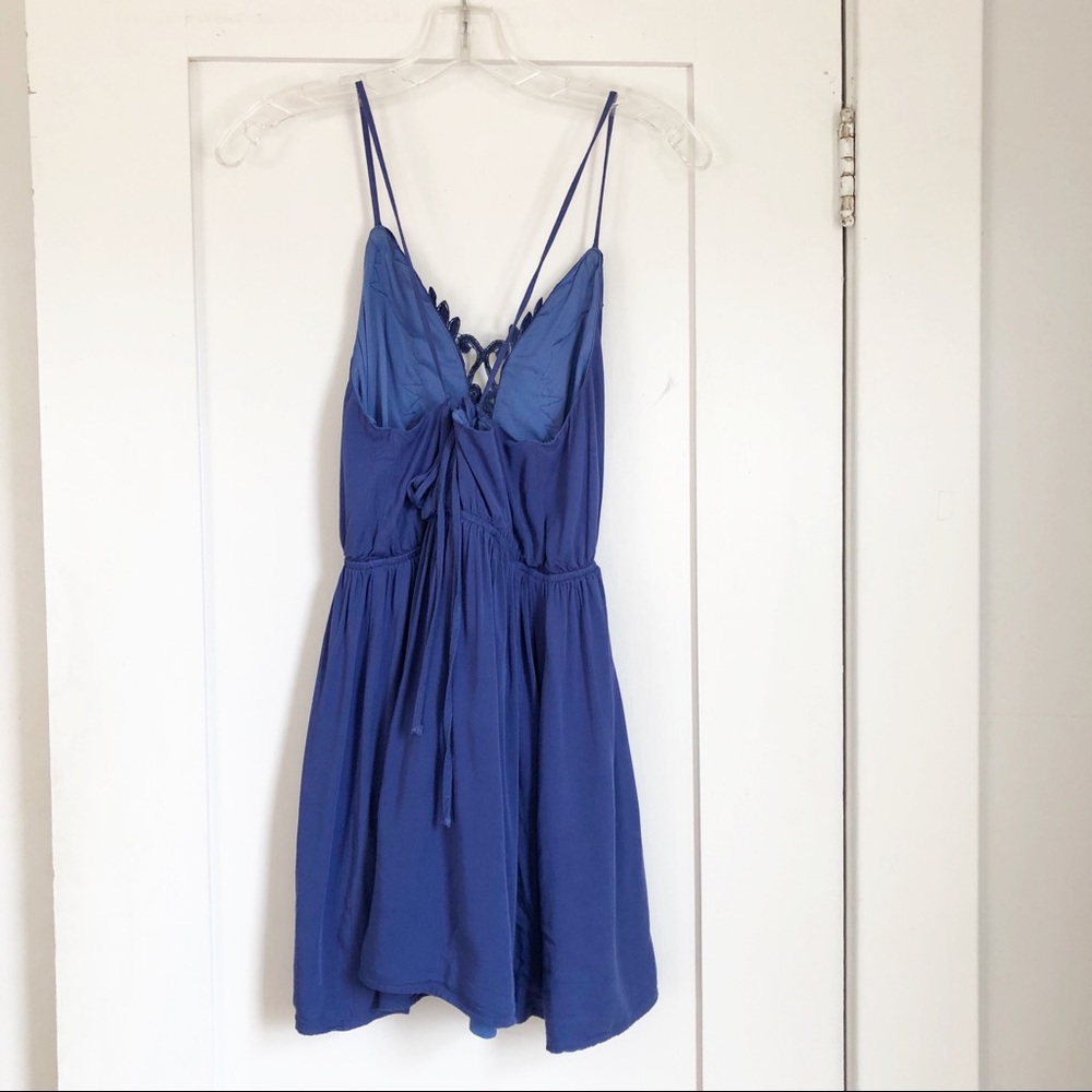 Missguided Blue Lace Mini Dress - Picture 4 of 7
